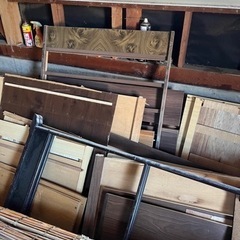 廃材　無料で差し上げます。薪等に。