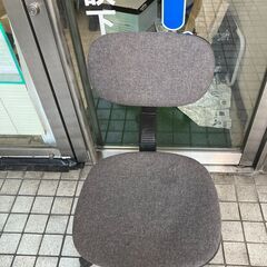 事務所移転の為オフィス家具あげます