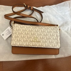 MICHAEL KORS ショルダーマイケルコース 財布
