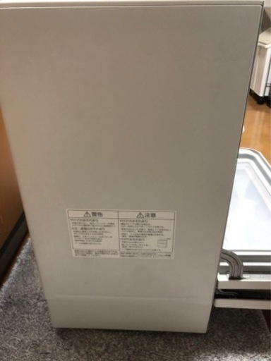 ⭐︎2022年製⭐︎Panasonic 食洗機NP-TH4-W