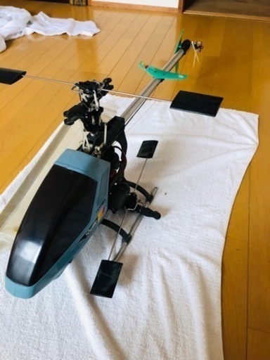 ラジコンヘリ