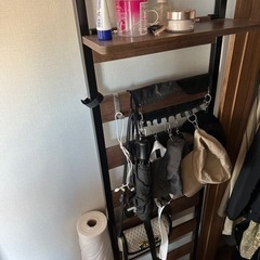 ウォールシェルフ　突っ張り棒　立てかけ　おしゃれの画像