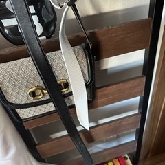 ウォールシェルフ　突っ張り棒　立てかけ　おしゃれの画像