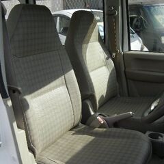 平成２２年式　スズキ　エブリーバン　ＰＡ　ハイルーフ　５速ＭＴ　Ｗエアバック　タイミングチェーンの画像