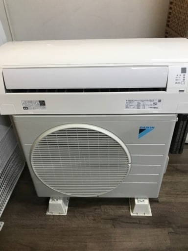 ダイキン ルームエアコン 2020年製 10畳 F28WTES-W