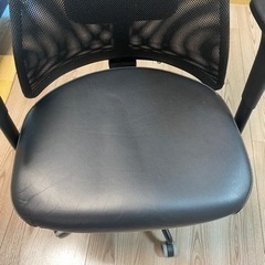 IKEAオフィスチェアの画像