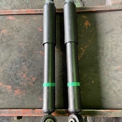 jb74 ジムニー　フロントアブソーバー