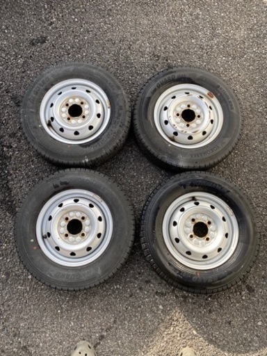 12インチ　スタッドレス　4本
