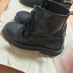ドクターマーチン 8ホールの画像