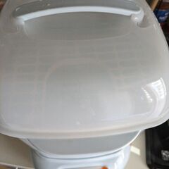 🌟美品🌟　コンビ 哺乳びんスチーム除菌・乾燥器　9本入り