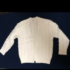 UNIQLO カーディガンの画像