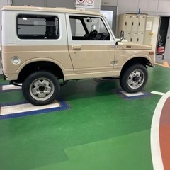 値下げ！人気ジムニーJA11 ホワイトミルクティーベージュツートン塗装委託品委託品の画像