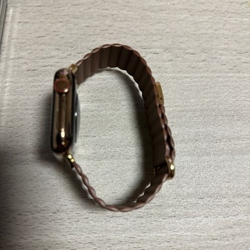 apple watch4ゴールドステンレス44ミリ　値引き不可