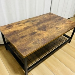 ダイニングテーブル　無料