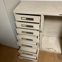 物置　事務用収納　本棚　鉄製　重い物置　引き出し付きの画像