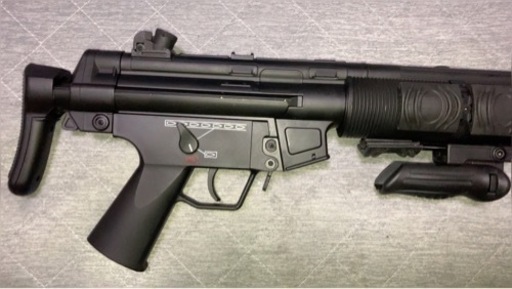 電動ガン H&K MP5SD6 アタッチメント装備付き