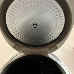 TOSHIBA 炊飯器 5.5合の画像