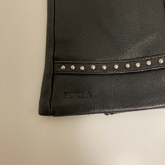 FURLA（フルラ）　レザー手袋（黒）の画像