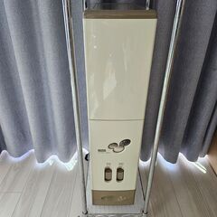 ３０キロ米びつ＋メタルラック・ホイール付＜ホームセンター１８００...
