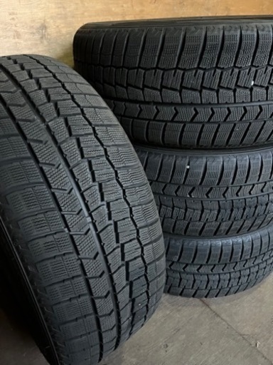 245/50RF19 WM02 バリ山　スタッドレス　2017年製