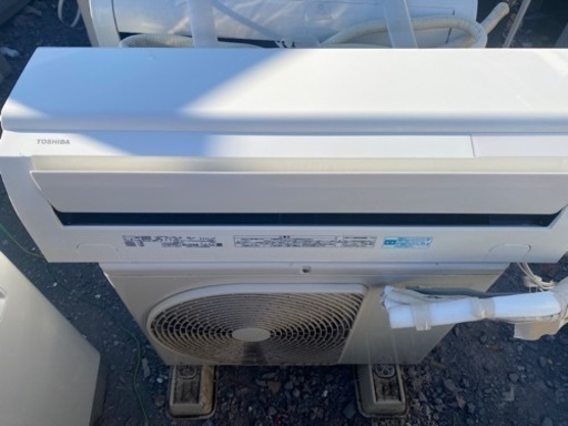 東芝ルームエアコンディショナRAS-E221MA  2018年製