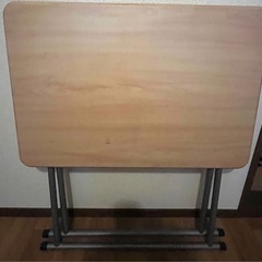 折りたたみテーブル