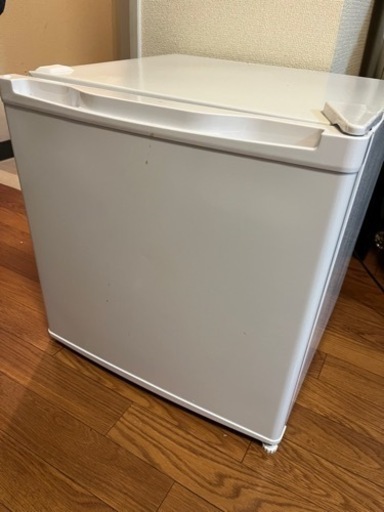 小型冷蔵庫
