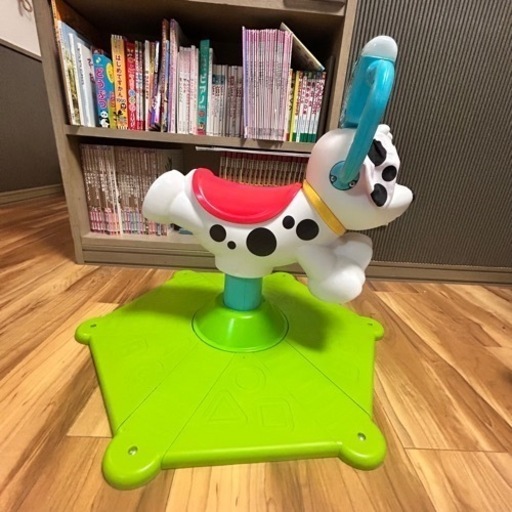 バイリンガルわんわん　子ども遊具
