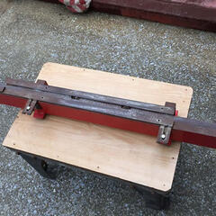 建具組子面取装置（513）の画像