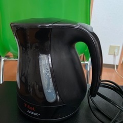 電気ケトル　ティファールの画像