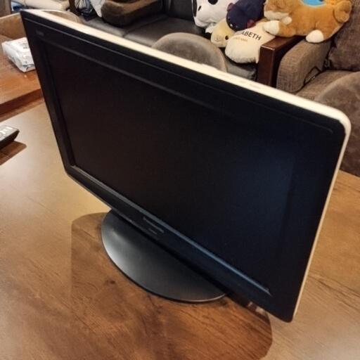 液晶テレビ　19インチ　パナソニック　2011年製　動作確認済　リモコン付き