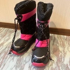 スノーブーツ　23.5センチ