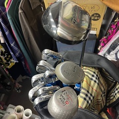 バーバリーゴルフ　キャディバッグとゴルフクラブ10本セットの画像