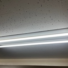 【取引終了】未使用19本　INE Lighting LED直管蛍...