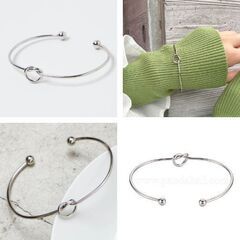 ノットバングル/ブレスレット（新品）シルバーの画像