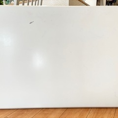 取引中　こたつ　テーブルとして使用可能　フラットヒーターの画像