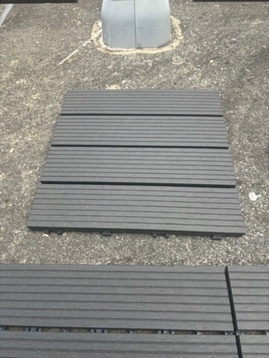 ベランダ　タイル　85枚セット