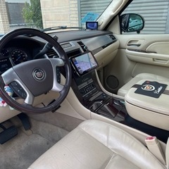 キャデラックエスカレード　車検有りの画像