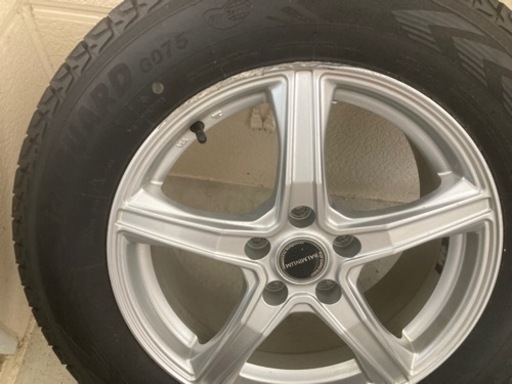 スタッドレスタイヤ4本ホイール付き225/65r17【エクストレイル】