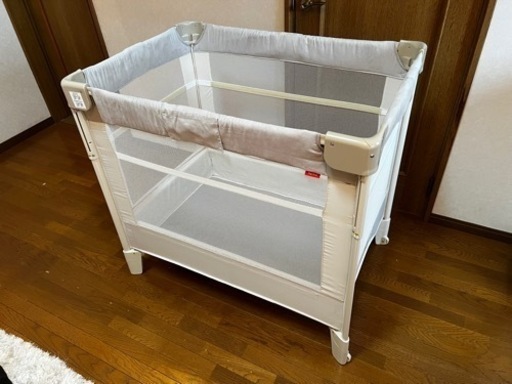 新品同様⭐︎アップリカココネルエアープラス⭐︎美品⭐︎ベビーベッド