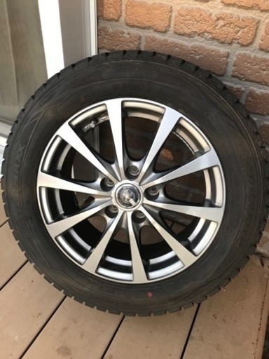 スタッドレスタイア　アルミホイール