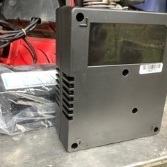 【売約済】㉚純正タイヤ空気充填用エアコンプレッサー(車載用)中古品個数1の画像
