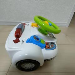 Combi　知恵玩具　パトカーの画像