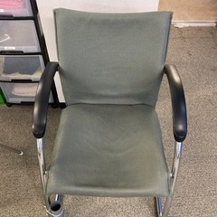 肘掛け椅子 2脚