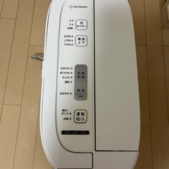 パナソニック 衣類乾燥除湿機 デシカント方式 F-YZU60の画像