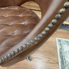 キャスター付き椅子の画像