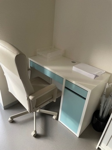 値下げ　　新品　残り一台　机　IKEA イケア MICKE ミッケ