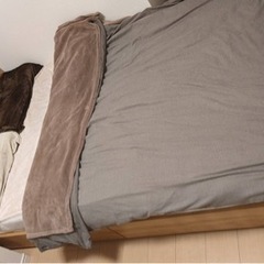 ニトリ　セミダブルベッド　収納付き