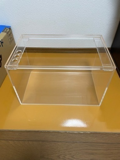 アクリル水槽