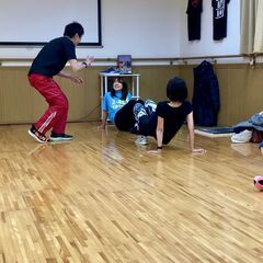 【あと１名様】2/23(金)(祝)正午～【"音楽 × 筋トレ" の体操教室】40代～60代の運動超初心者さん大大大歓迎🔰  − 東京都